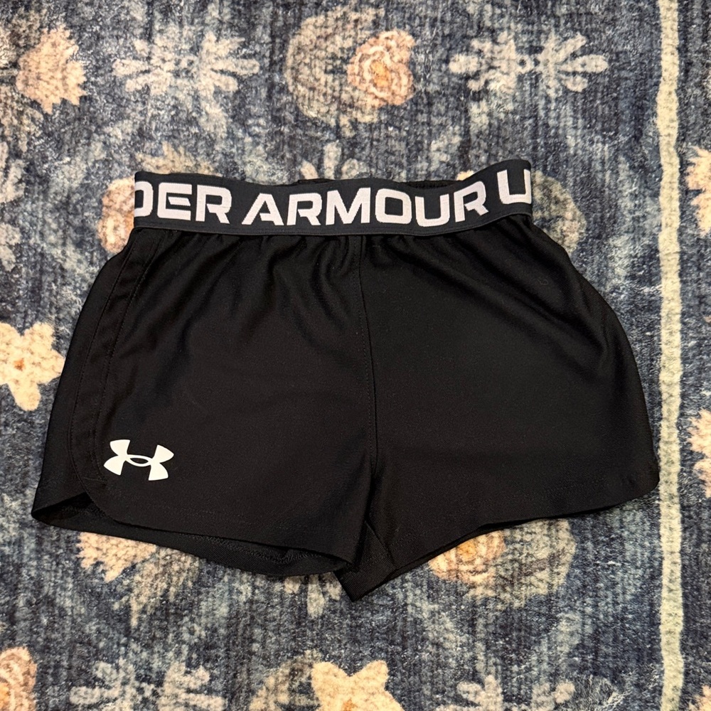 Under Armour girls Black Athletic Shorts size 5